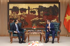 范明正总理会见中国驻越南大使何炜。（图片来源：VGP）