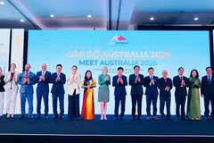 与会代表合影。（图片来源：越南外交部）