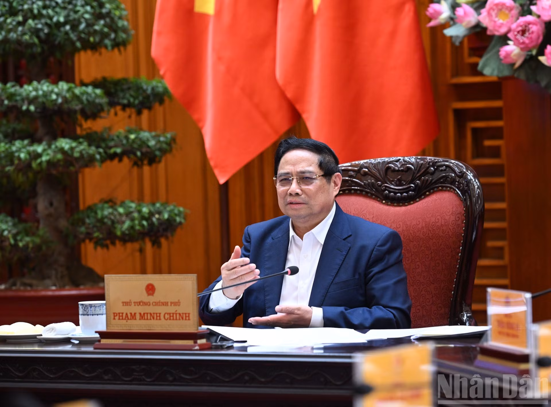 范明正总理在会上发表指导性讲话。