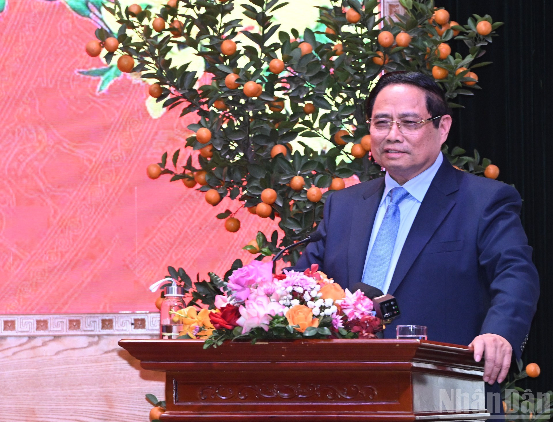 范明正总理在会面中发表讲话。