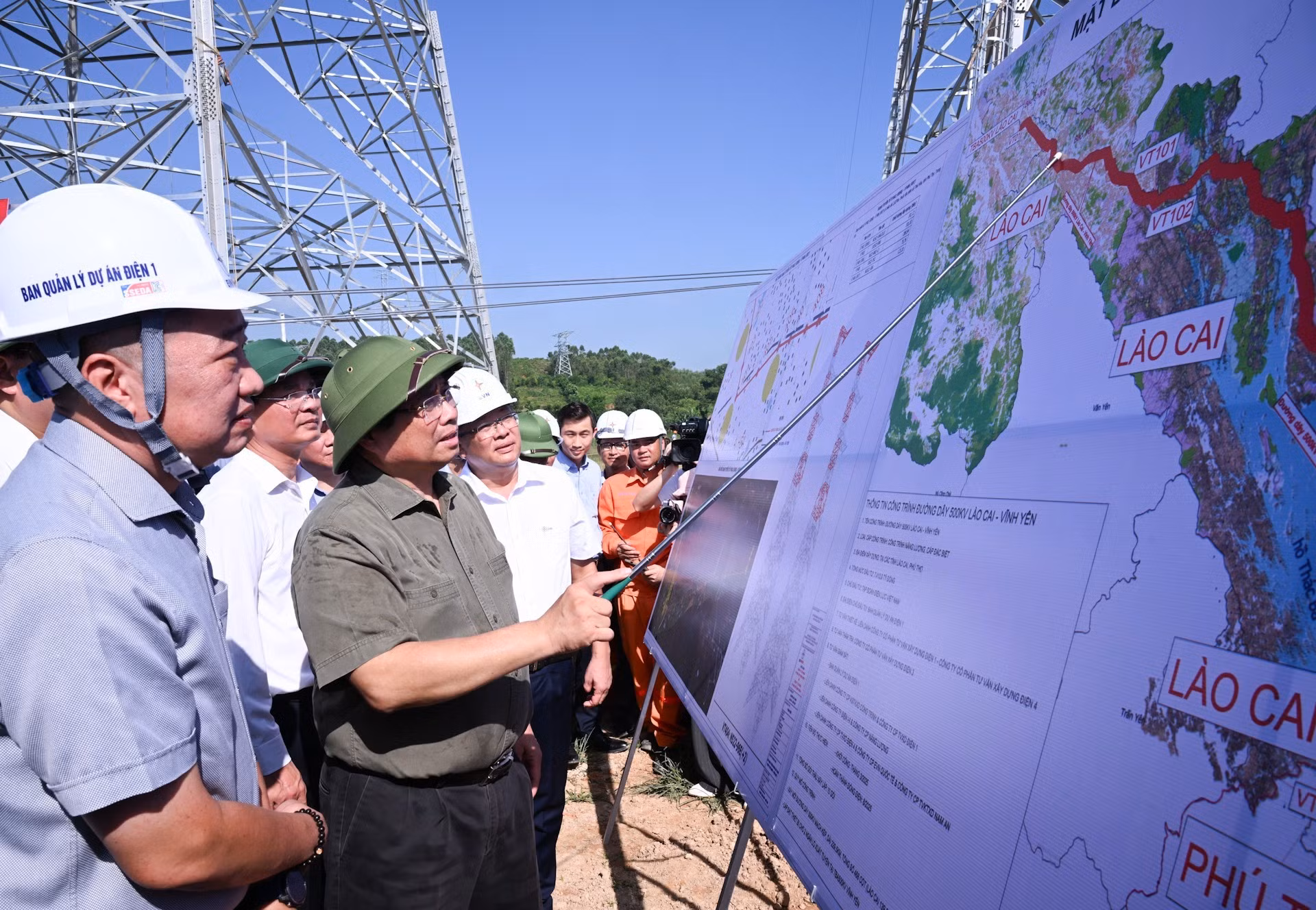 越南政府总理范明正对工程建设进展作出指示。