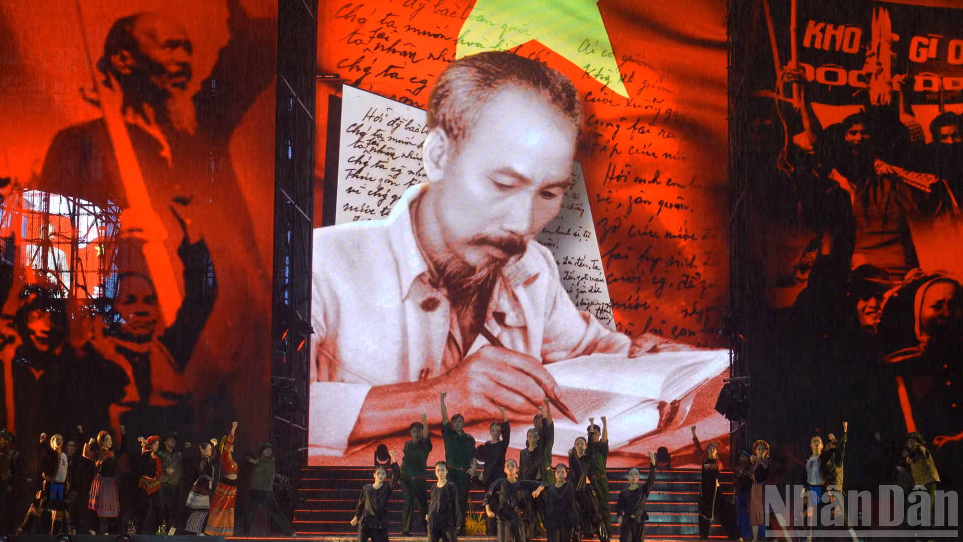 1946年12月19日，胡志明主席发出号召：“我们宁可牺牲一切，绝不能亡国，绝不做奴隶。”