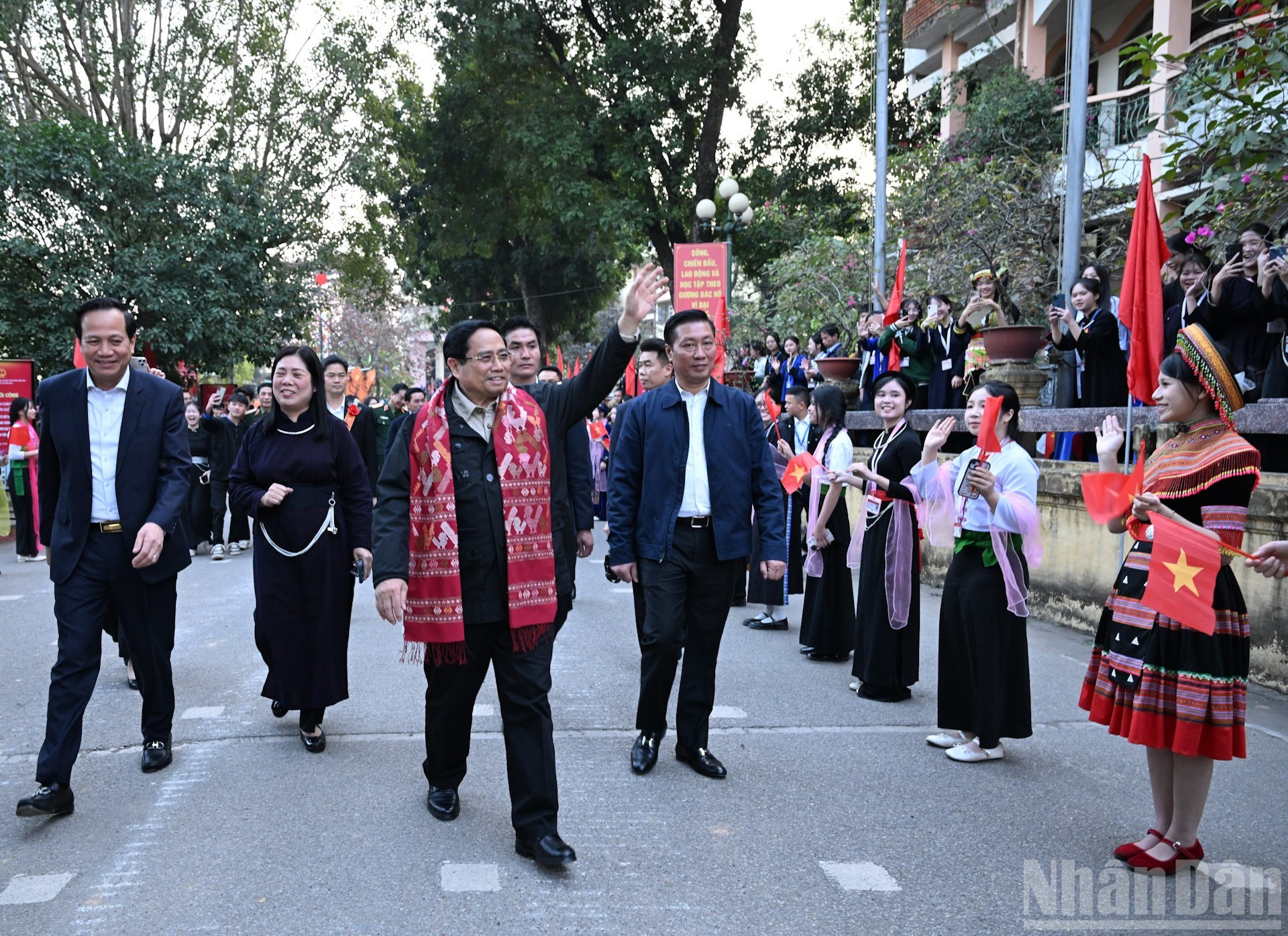 范明正总理以及各位代表出席项目奠基仪式。