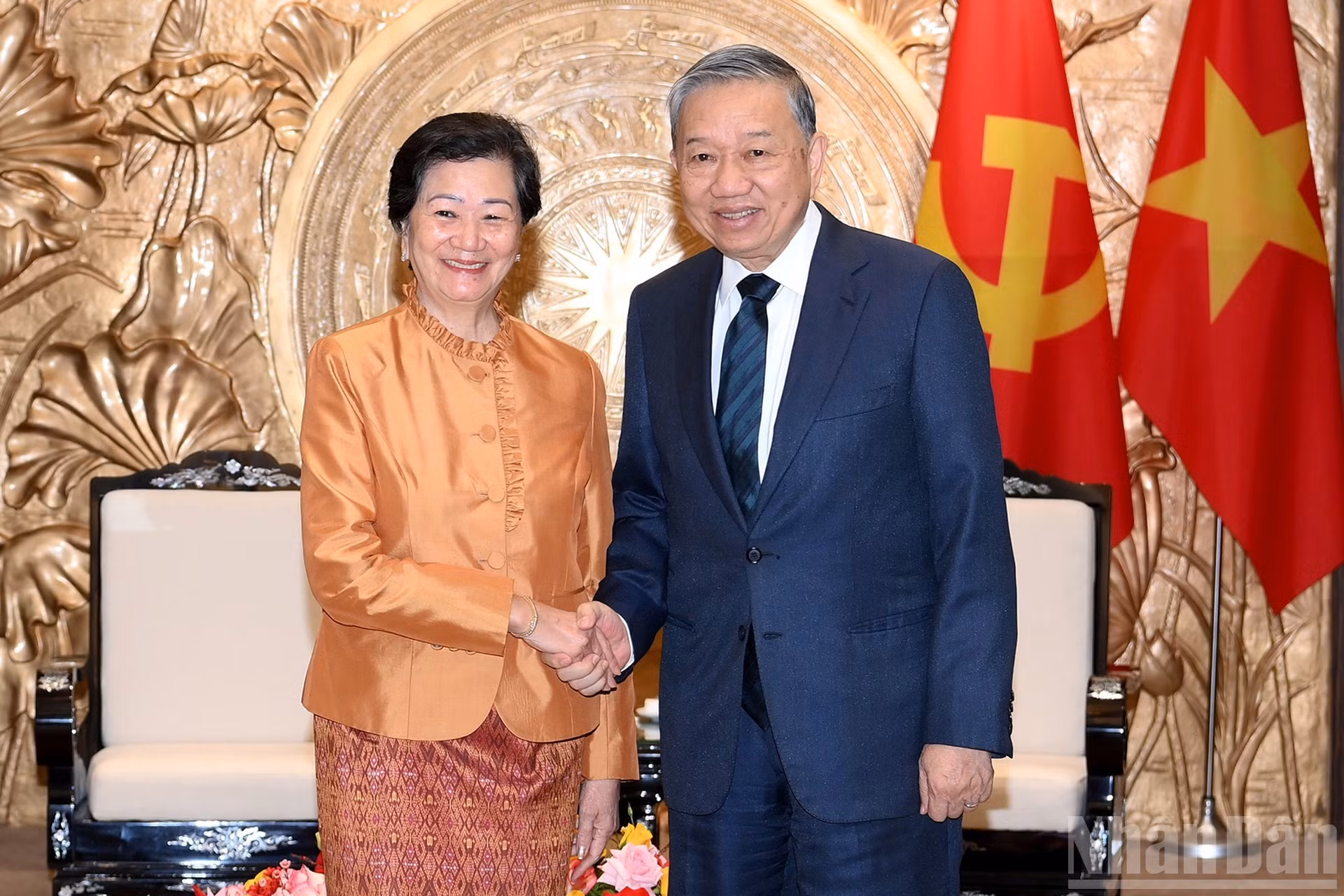 苏林总书记会见柬埔寨王国驻越南大使谢金塔。