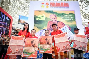 越南《人民报》社荣获国家成就展“杰出展览空间”奖。