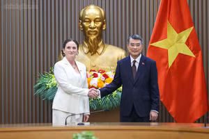 越南政府总理黎明兴会见新西兰驻越大使。