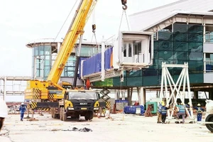 隆城机场全力冲刺竣工目标。