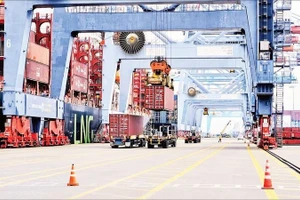 盖梅—施威深水港。