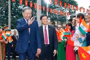 越共中央总书记、国家主席苏林会见旅居印度越南人。