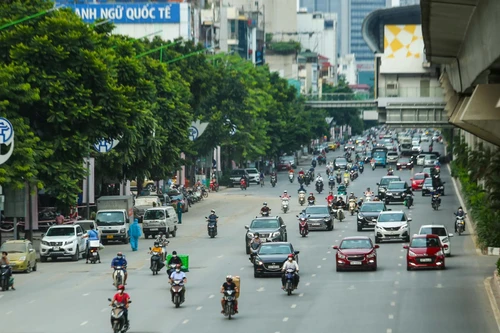 附图：河内市自2026年起不完全禁止燃油摩托车在环城一号路区域内通行。