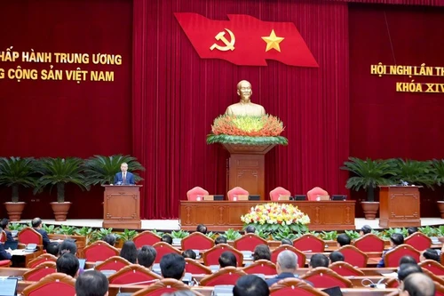 越共十四届二中全会闭幕。（登科 摄）