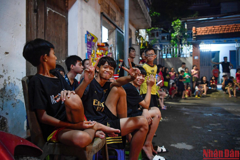 每逢中秋佳节即将来临之际，麟舞是村里的人拭目以待的传统文化之一。