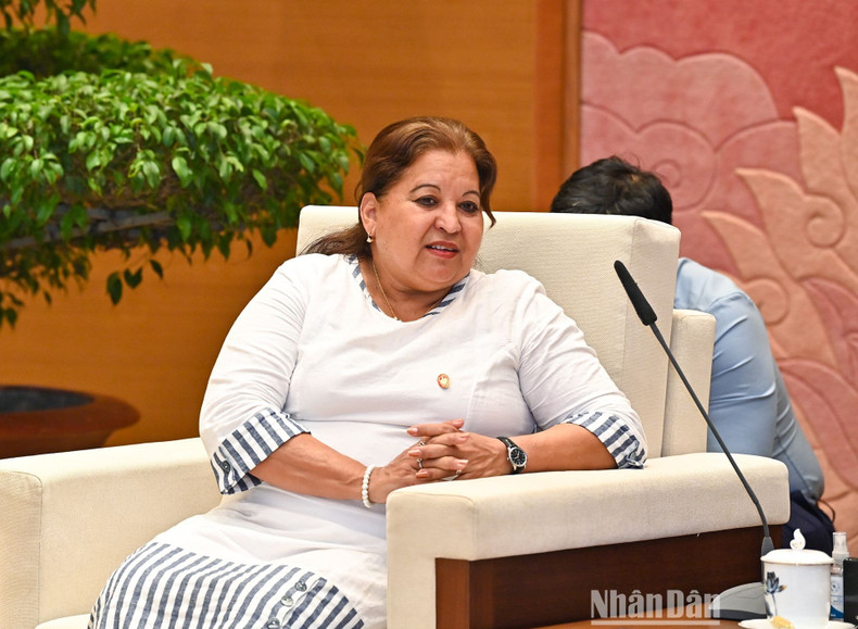 古巴妇联总书记阿玛雷耶。 古巴妇联总书记阿玛雷耶。