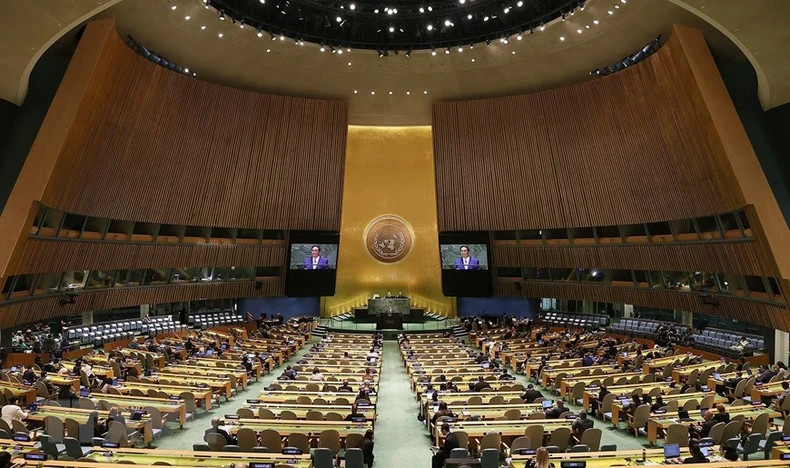 第78届联合国大会一般性辩论场景。(图片来源:越通社) 第78届联合国大会一般性辩论场景。(图片来源:越通社)