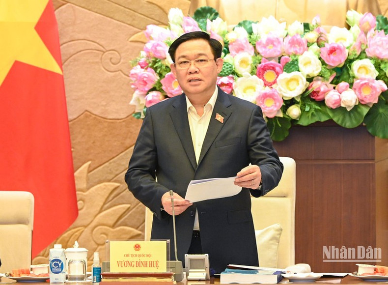 国会主席王廷惠致开幕词。(维玲 摄) 国会主席王廷惠致开幕词。(维玲 摄)