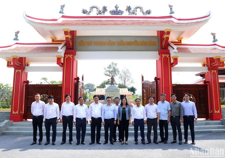 各位代表合影。