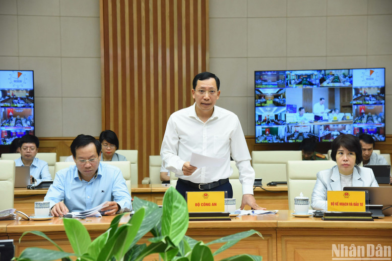 公安部代表发表讲话。(陈海 摄) 公安部代表发表讲话。(陈海 摄)