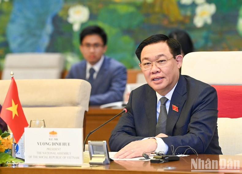 越南国会主席王廷惠与比利时参议院议长斯蒂芬妮·德霍斯举行会谈【组图】 ảnh 8 越南国会主席王廷惠与比利时参议院议长斯蒂芬妮·德霍斯举行会谈【组图】 ảnh 8