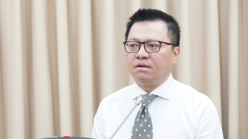 《人民报》社总编辑黎国明在仪式上发表讲话。