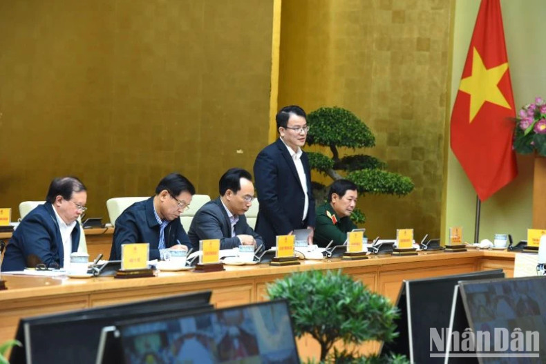 计划与投资部领导发言。 计划与投资部领导发言。