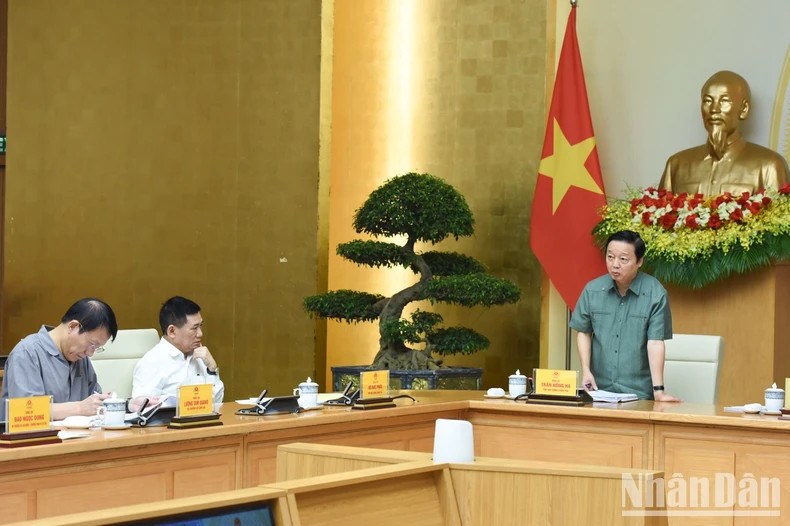 越南政府副总理陈红河发表讲话。 越南政府副总理陈红河发表讲话。