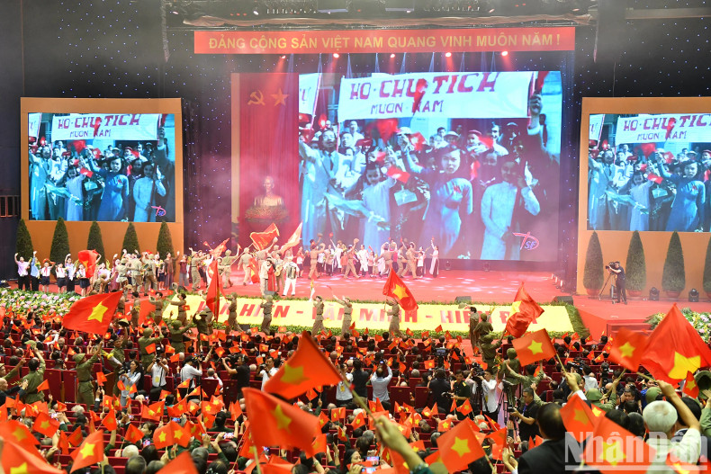 仪式上的文艺节目之一。