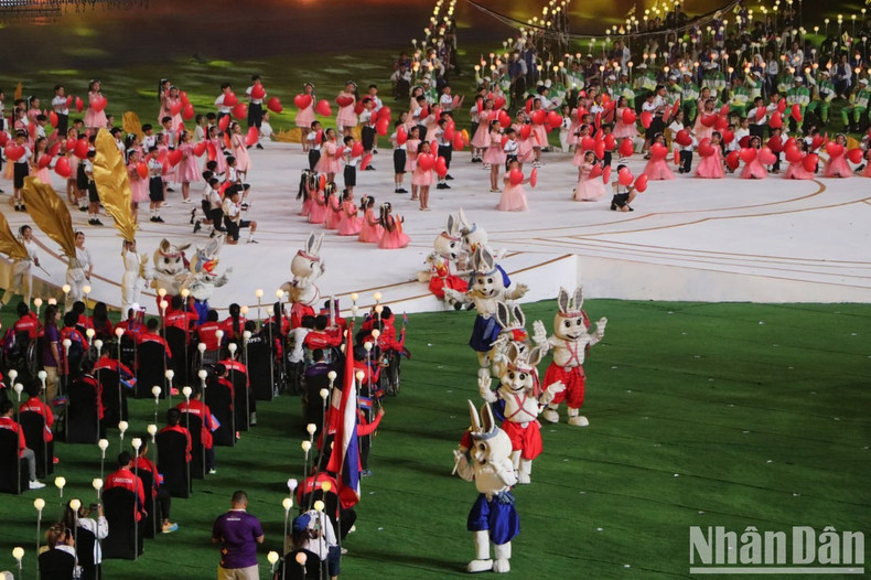 充满文化本色的艺术节目。