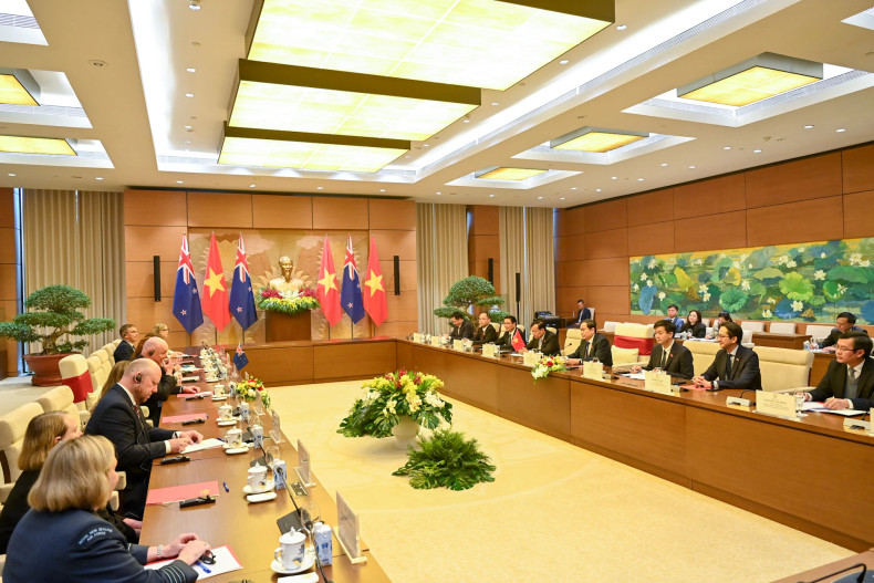 会见场景。 会见场景。