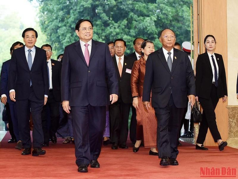 越南政府总理范明正和柬埔寨国会主席韩桑林。 越南政府总理范明正和柬埔寨国会主席韩桑林。