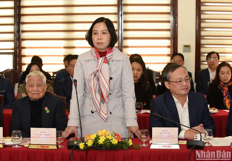 越通社社长武越庄在活动上发言。