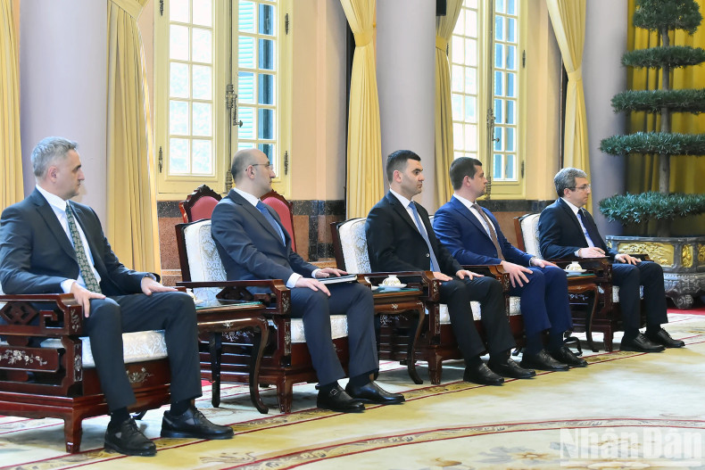 阿塞拜疆总检察长卡姆兰·阿利耶夫一行。