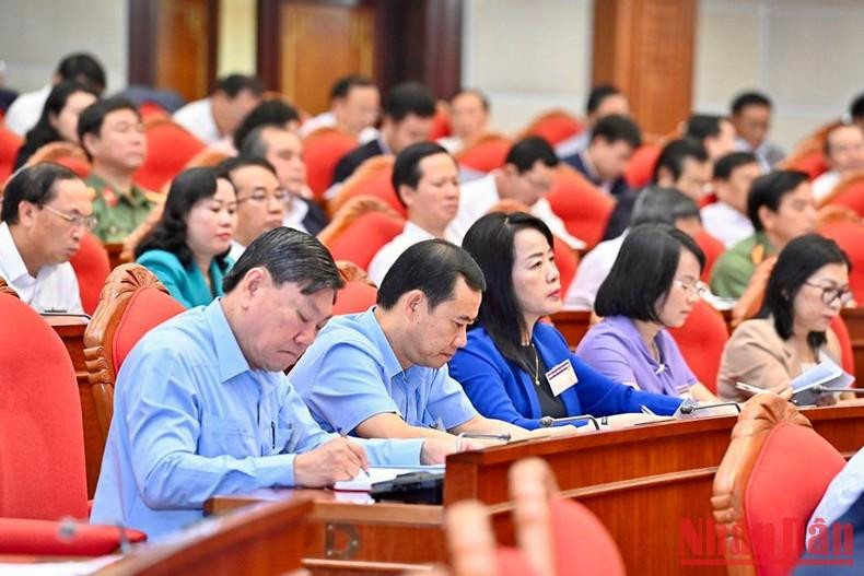 与会代表。 与会代表。