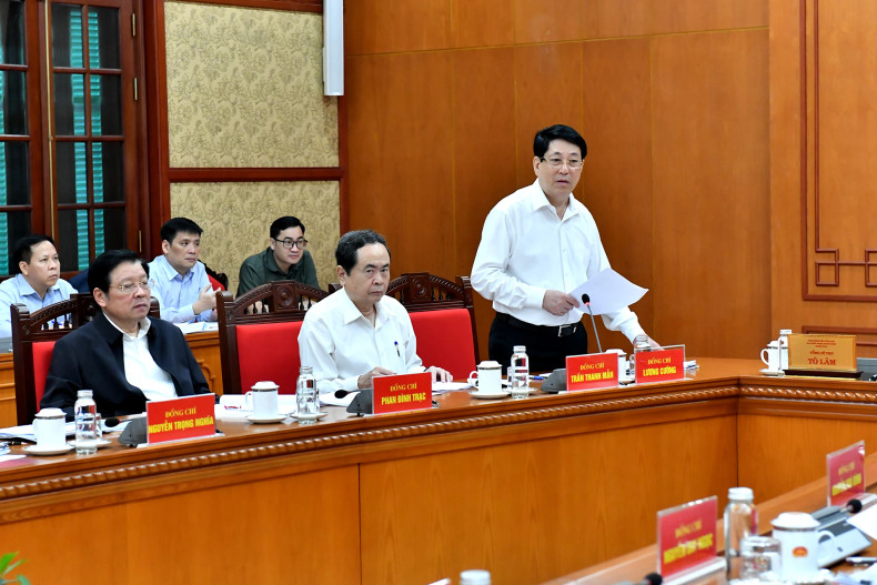 苏林总书记主持召开总结第18-NQ/TW号决议的中央指导委员会第三次会议【组图】 ảnh 2