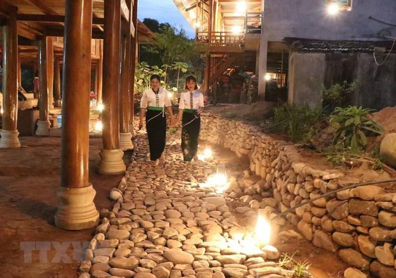 高跷房子是供游客过夜的住宿场所。