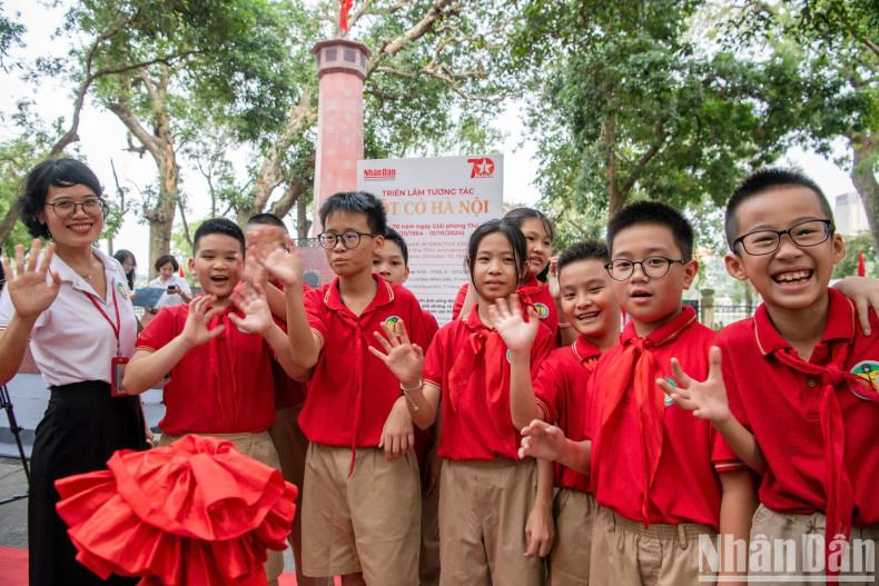 学生们体验以新方式研究历史。