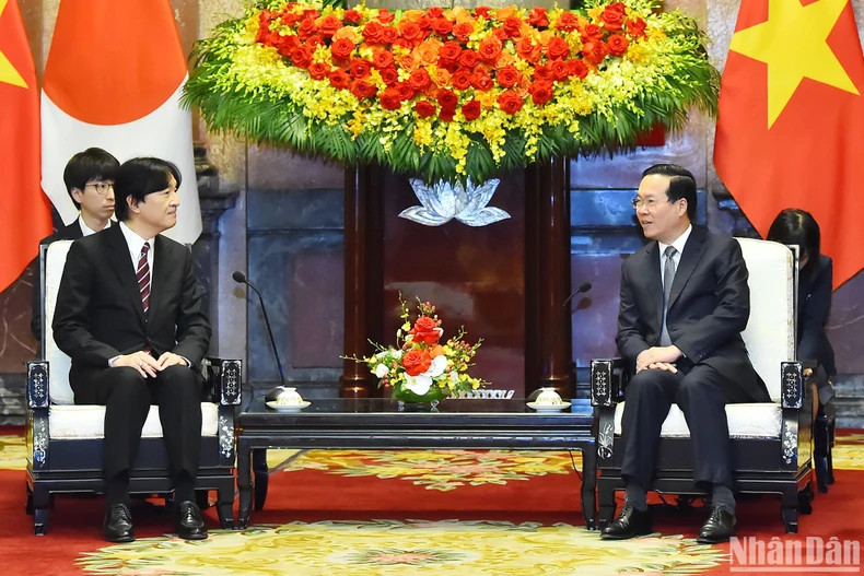越南国家主席武文赏会见日本皇嗣秋筱宫文仁亲王。 越南国家主席武文赏会见日本皇嗣秋筱宫文仁亲王。
