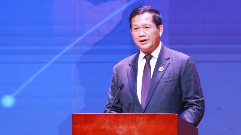 柬埔寨首相洪玛奈发表讲话。