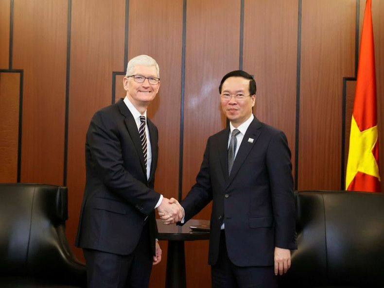 越南国家主席武文赏会见苹果公司首席首席执行官蒂姆·库克。 越南国家主席武文赏会见苹果公司首席首席执行官蒂姆·库克。