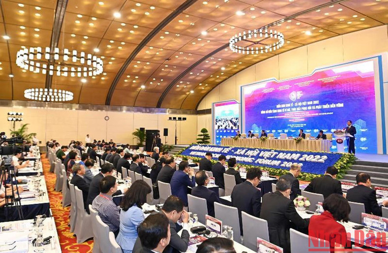 论坛场景。 论坛场景。