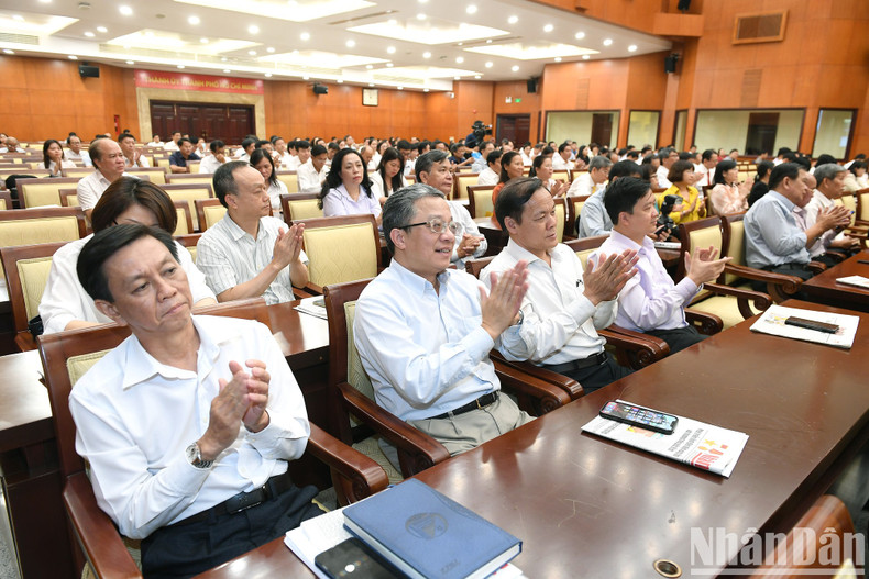 积极创新和提高导向能力、宣传效果，并将其于购买、阅读、实践党报、杂志相结合【组图】 ảnh 12