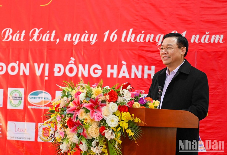 国会主席王廷惠在活动上发表讲话。 国会主席王廷惠在活动上发表讲话。