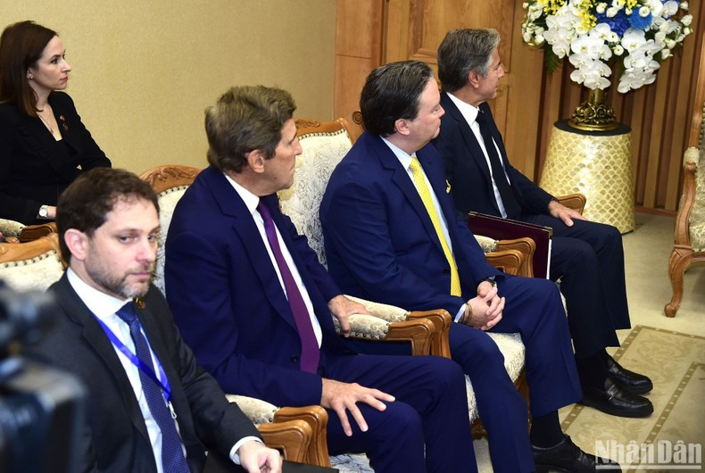 陪同美国总统乔·拜登的美国代表团成员。