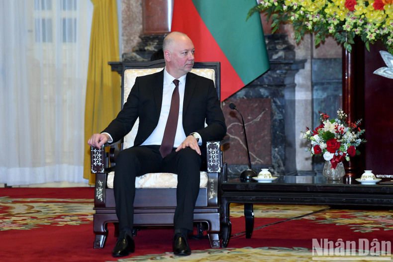 保加利亚国民议会议长耶利亚兹科夫。