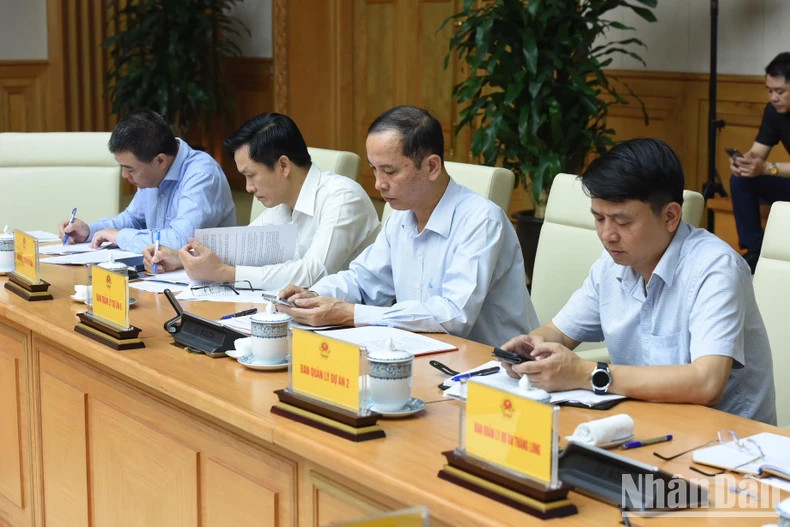 与会代表。 与会代表。