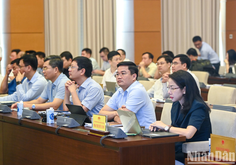 与会代表。 与会代表。