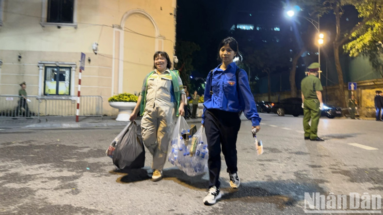 一天结束时进行清洁。