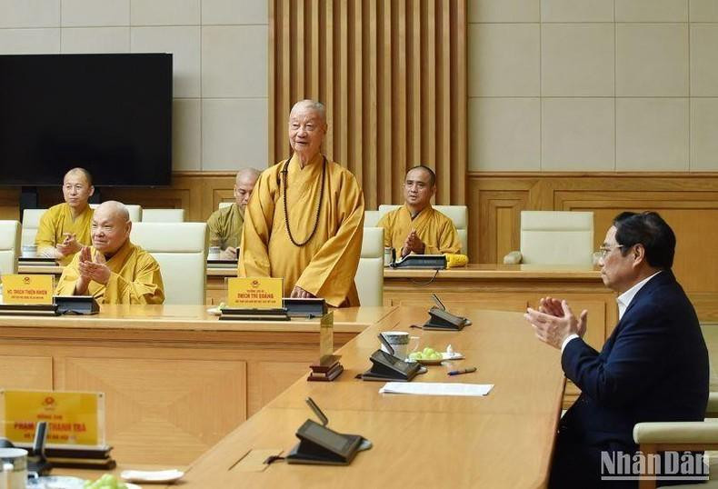 越南佛教协会证明理事会法主释智广长老和尚发言。 越南佛教协会证明理事会法主释智广长老和尚发言。