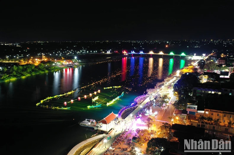 石捍江南岸花落码头。 石捍江南岸花落码头。