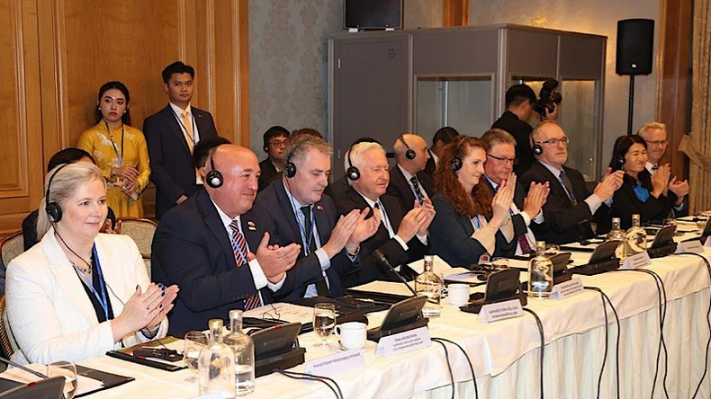 爱尔兰企业代表。