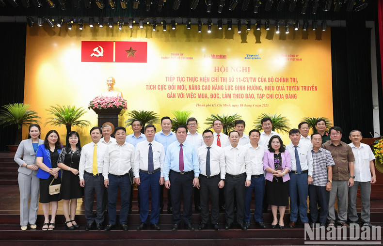 积极创新和提高导向能力、宣传效果，并将其于购买、阅读、实践党报、杂志相结合【组图】 ảnh 15